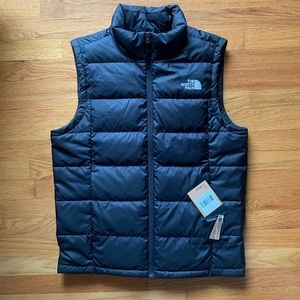 NWT men’s size m north face vest